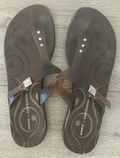 Slippers van Ipanema. Uitvoering Gisele Bündchen. Mt 39